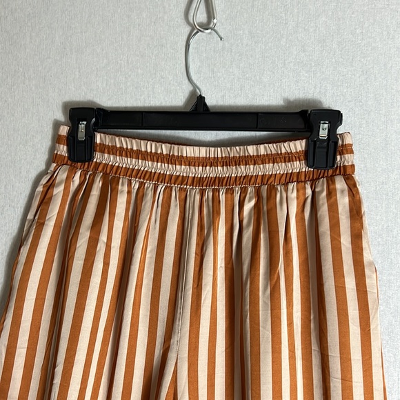 NEW L’AGENCE Lillian smock waist pant drapery satin siz XS honey/LT sand stripe - Picture 4 of 15